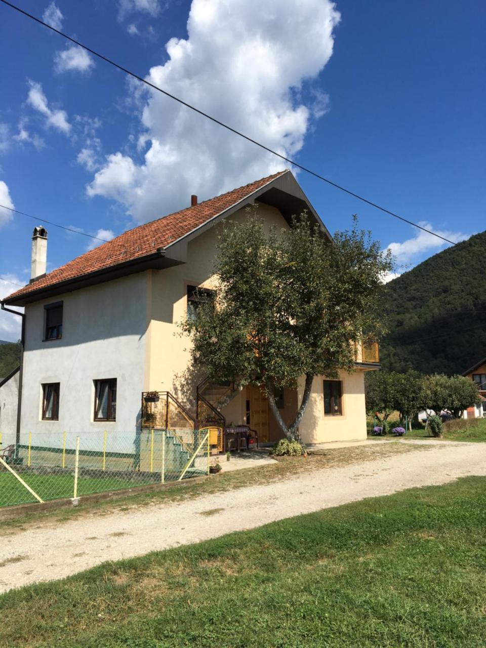 Zvezdica Lägenhet Bajina Basta Exteriör bild
